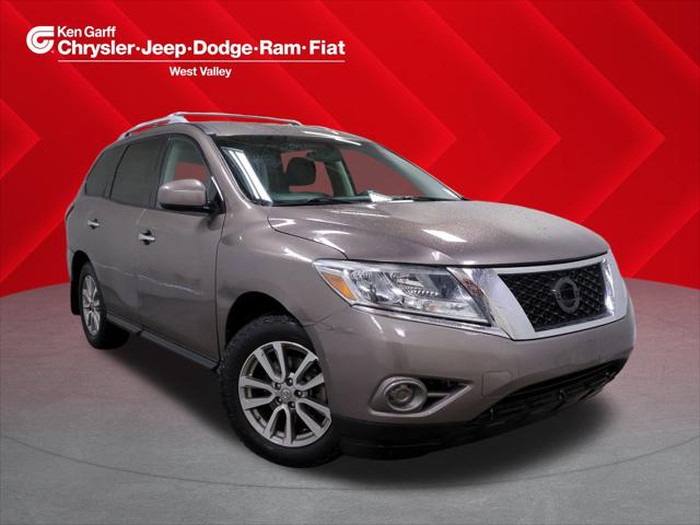 2014 Nissan Pathfinder SV