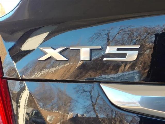2018 Cadillac XT5 Platinum