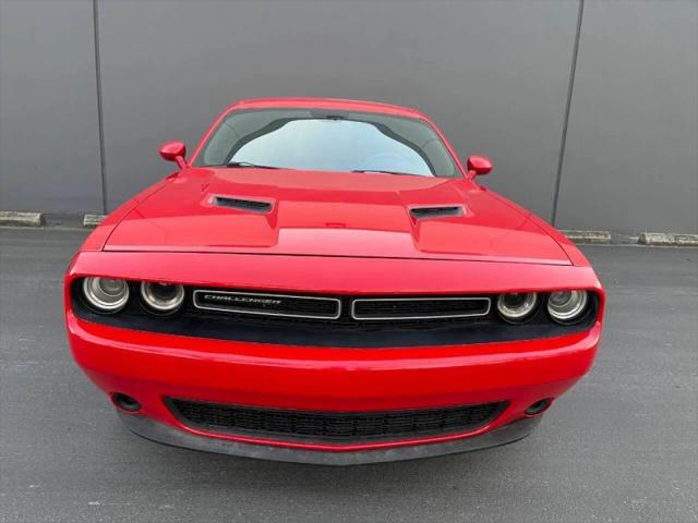 2016 Dodge Challenger SXT