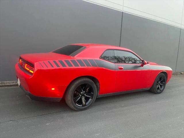 2016 Dodge Challenger SXT