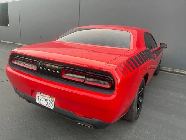2016 Dodge Challenger SXT