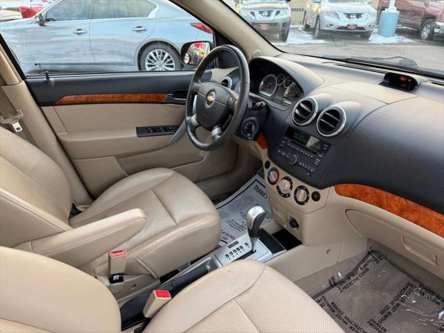 2011 Chevrolet Aveo 2LT