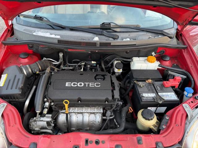 2011 Chevrolet Aveo 2LT