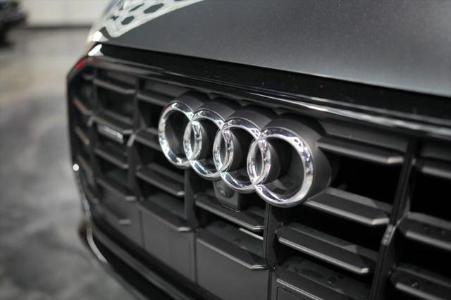 2020 Audi Q8 Premium Plus 55 TFSI quattro Tiptronic