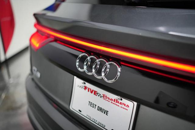 2020 Audi Q8 Premium Plus 55 TFSI quattro Tiptronic