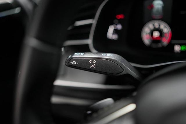 2020 Audi Q8 Premium Plus 55 TFSI quattro Tiptronic