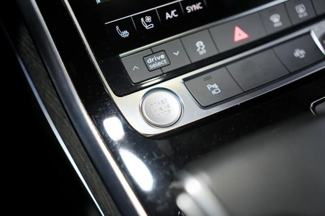 2020 Audi Q8 Premium Plus 55 TFSI quattro Tiptronic