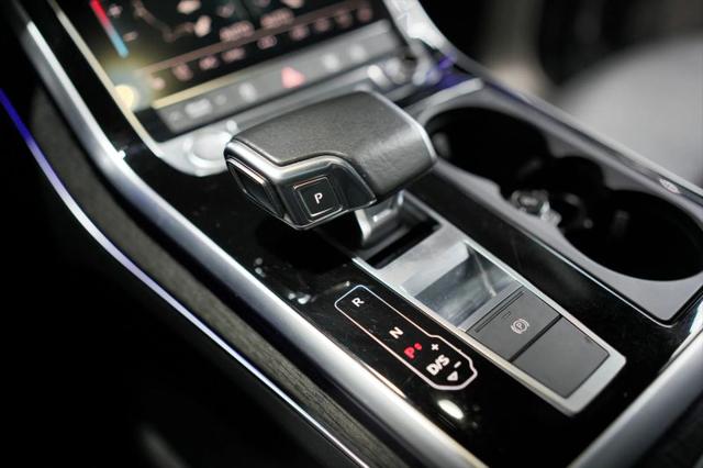 2020 Audi Q8 Premium Plus 55 TFSI quattro Tiptronic