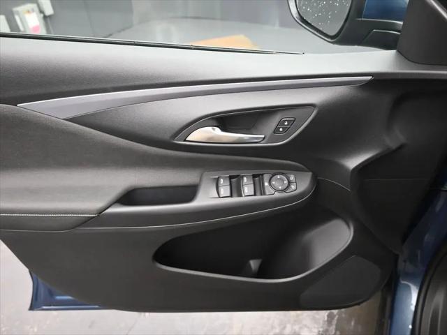 2026 Buick NV Preferred FWD