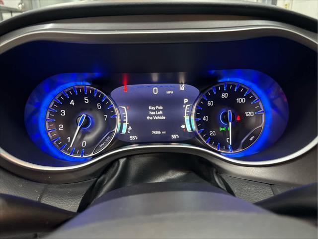 Used 2023 Chrysler Pacifica For Sale in Wilmington, OH