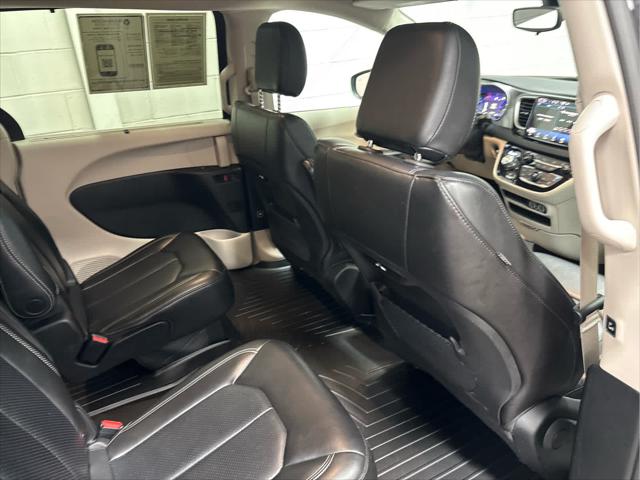 Used 2023 Chrysler Pacifica For Sale in Wilmington, OH