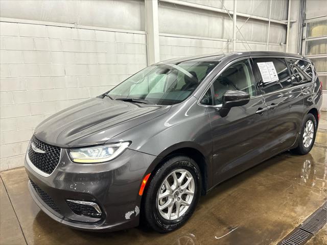 Used 2023 Chrysler Pacifica For Sale in Wilmington, OH