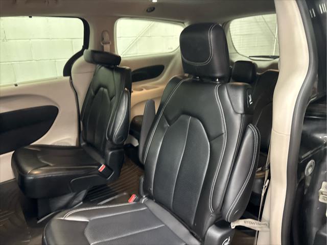 Used 2023 Chrysler Pacifica For Sale in Wilmington, OH