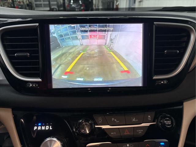 Used 2023 Chrysler Pacifica For Sale in Wilmington, OH