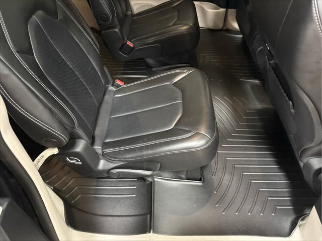 Used 2023 Chrysler Pacifica For Sale in Wilmington, OH