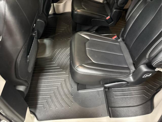 Used 2023 Chrysler Pacifica For Sale in Wilmington, OH