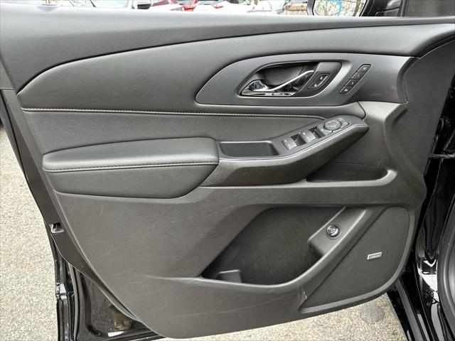 2021 Chevrolet Traverse AWD Premier [21]