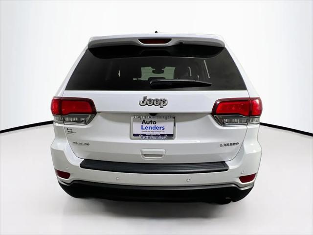 2022 Jeep Grand Cherokee Laredo X 4x4