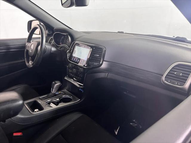 2022 Jeep Grand Cherokee Laredo X 4x4