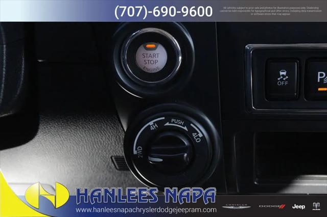 2023 Nissan Titan Crew Cab SV 4x4