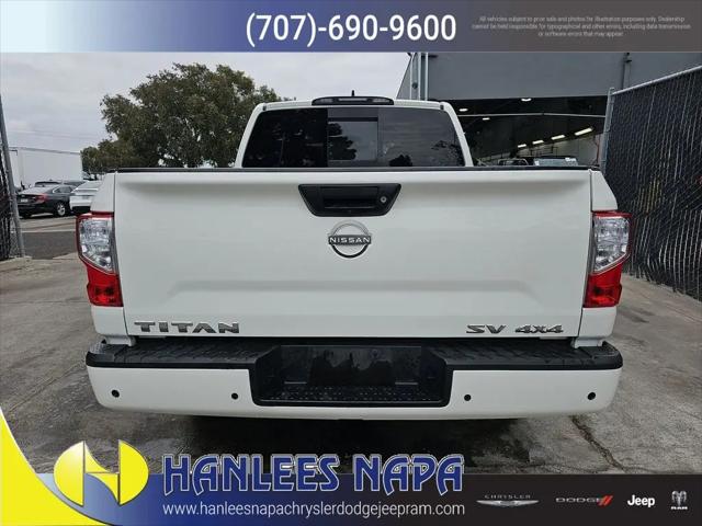 2023 Nissan Titan Crew Cab SV 4x4