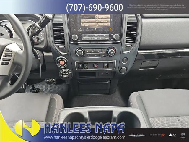 2023 Nissan Titan Crew Cab SV 4x4