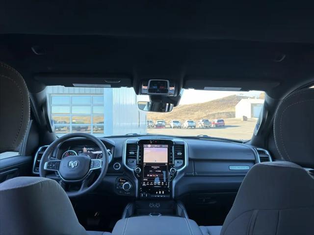 2026 Ram 1500 Big Horn Crew Cab 4x4 5'7" Box