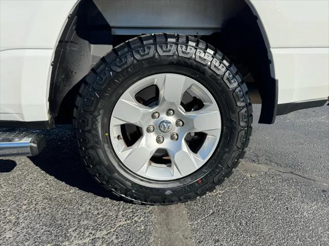 2020 Ram 1500 Big Horn Crew Cab 4x4 5'7" Box