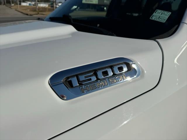 2020 Ram 1500 Big Horn Crew Cab 4x4 5'7" Box