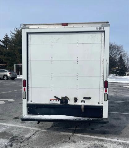 2014 Ford E-350 Cutaway E-350