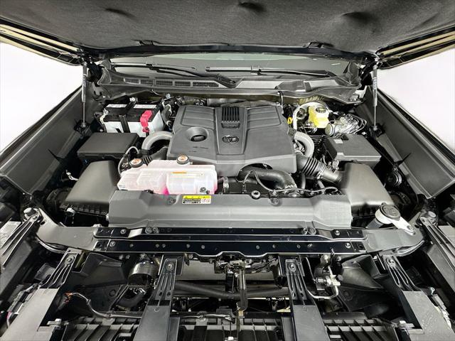 2026 Toyota Tundra Limited CrewMax 5.5' Bed