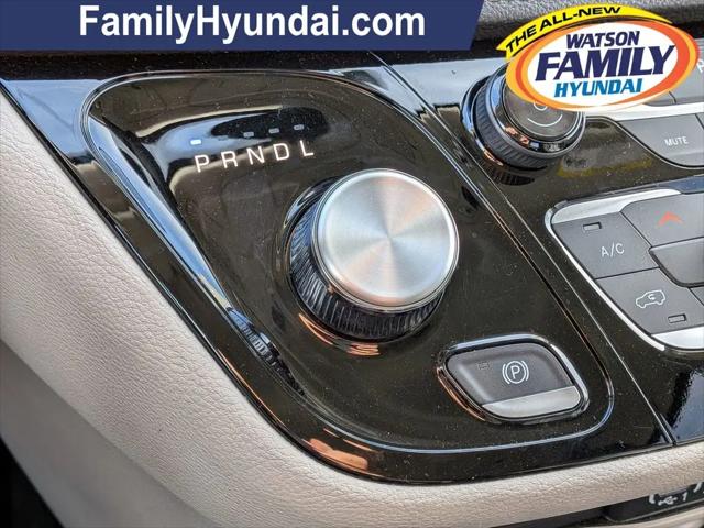 2024 Chrysler Pacifica Hybrid Select