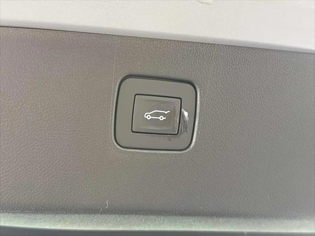 2026 Buick NV Preferred FWD