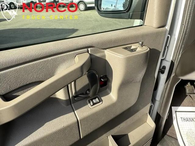 2020 Chevrolet Express Passenger RWD 3500 Extended Wheelbase LT
