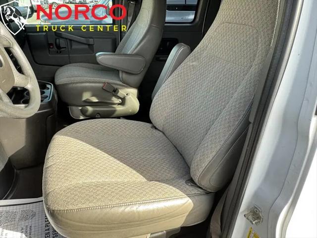 2020 Chevrolet Express Passenger RWD 3500 Extended Wheelbase LT