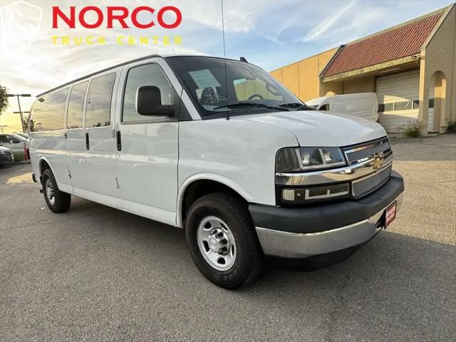 2020 Chevrolet Express Passenger RWD 3500 Extended Wheelbase LT