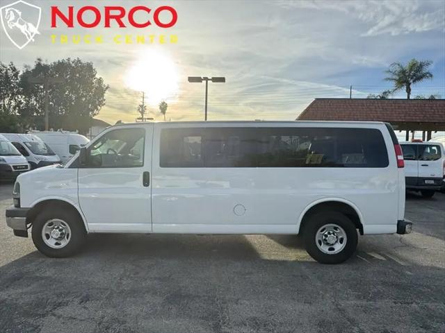 2020 Chevrolet Express Passenger RWD 3500 Extended Wheelbase LT