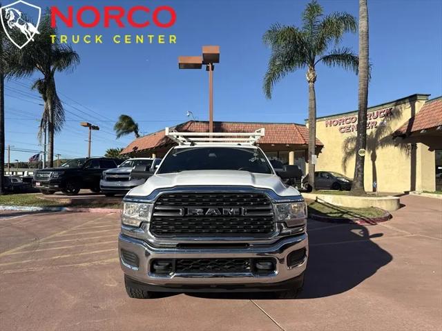 2022 Ram 3500 Big Horn Crew Cab 4x4 8' Box