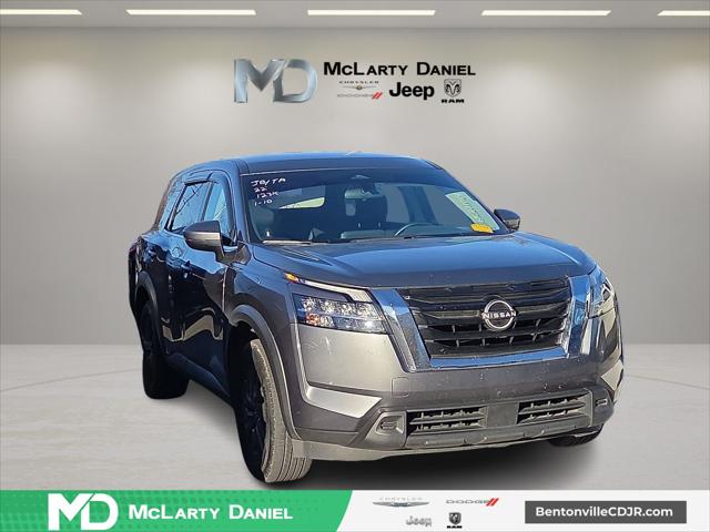 2022 Nissan Pathfinder S 2WD