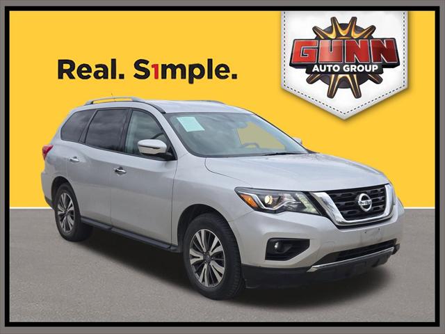 2017 Nissan Pathfinder SV