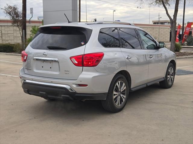 2017 Nissan Pathfinder SV