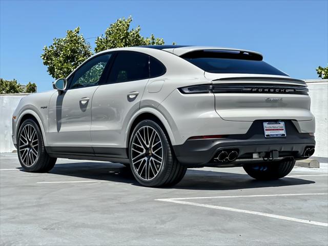 2026 Porsche Cayenne E-Hybrid S