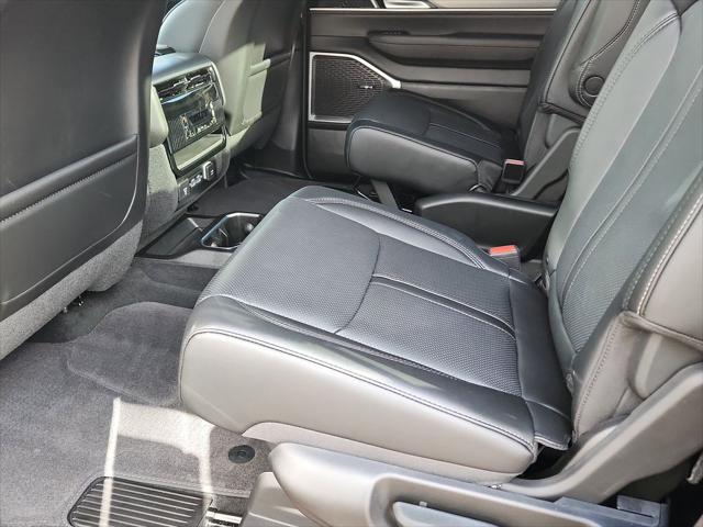 2026 Jeep Grand Wagoneer L 4x4