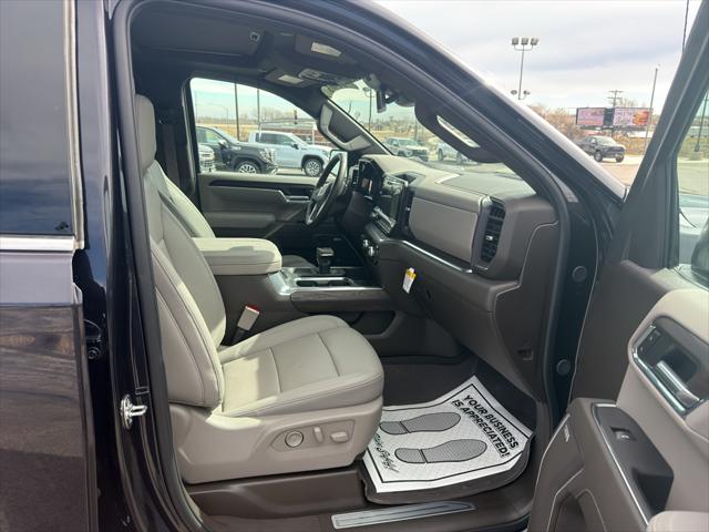 2026 GMC Sierra 1500 Crew Cab, Standard Bed, SLT, 4WD