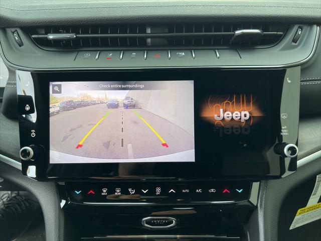 2026 Jeep Grand Cherokee Altitude 4x4