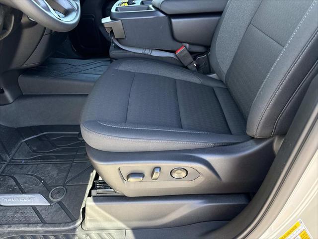 2026 Chevrolet Silverado 1500 2WD Crew Cab Short Bed Custom
