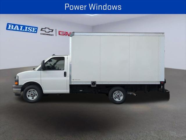 2025 GMC Savana Cutaway Work Van