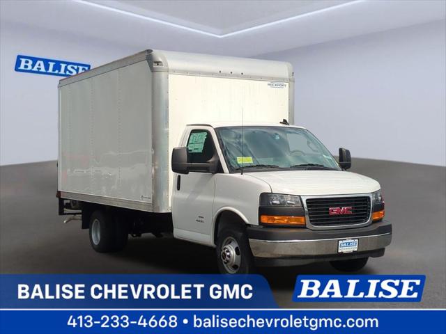2025 GMC Savana Cutaway 4500 Van for sale in Springfield, MA