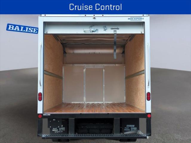 2025 GMC Savana Cutaway 4500 Van