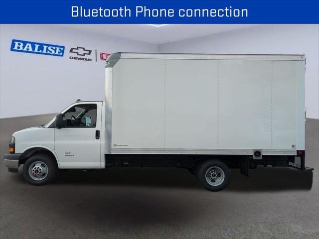 2025 GMC Savana Cutaway 4500 Van